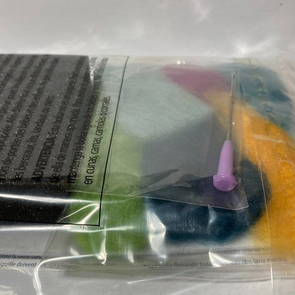 Dimensions Needle Felting Craft Felt Kit Butterfly 10" x 8" Printed Design Piece - Picture 9 of 13